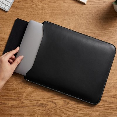 Housse pour ordinateur cuir synthétique noire