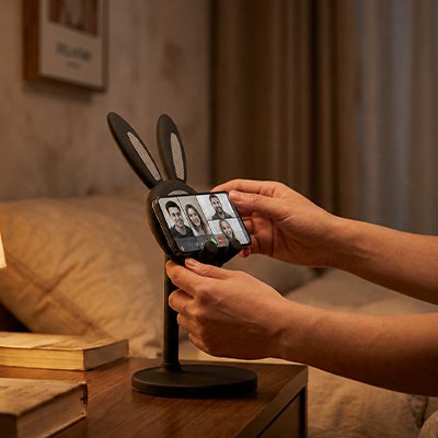 Support telephone lapin noir