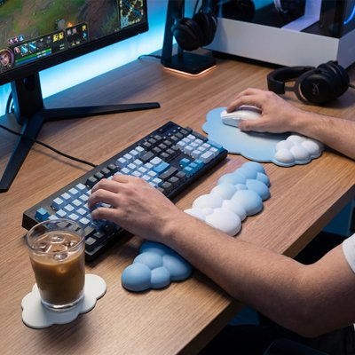Tapis de souris ergonomique bleu nuage
